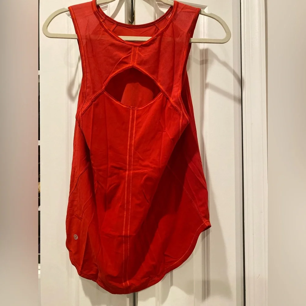 Lululemon 3 pack tops | red, black and maroon | size6 - Picture 10 of 12